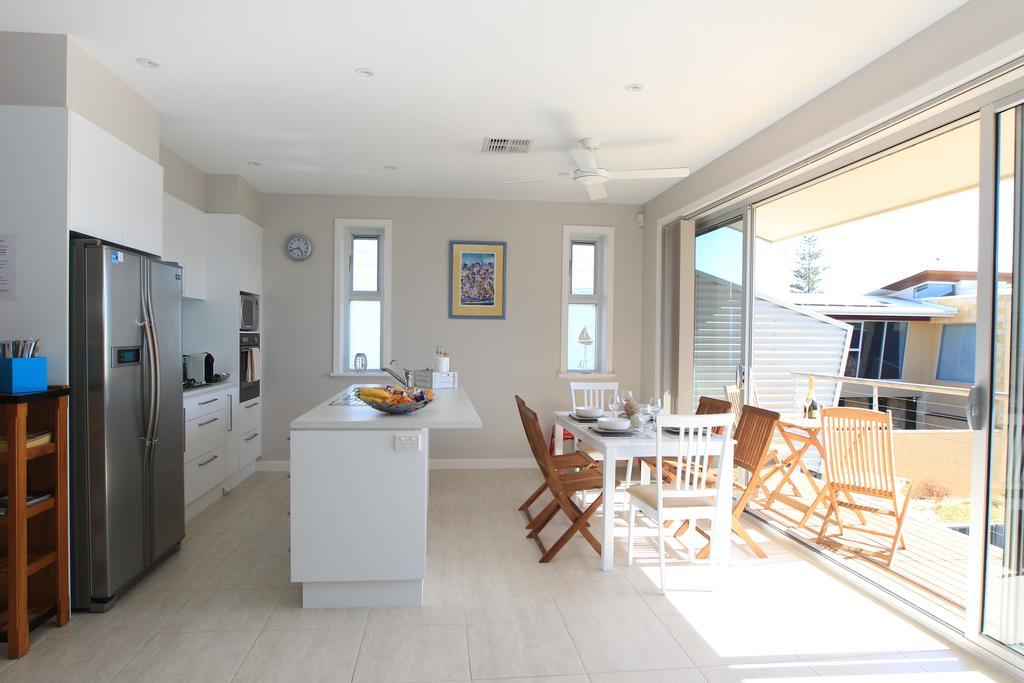Elandra Holiday Home Moana Exterior photo